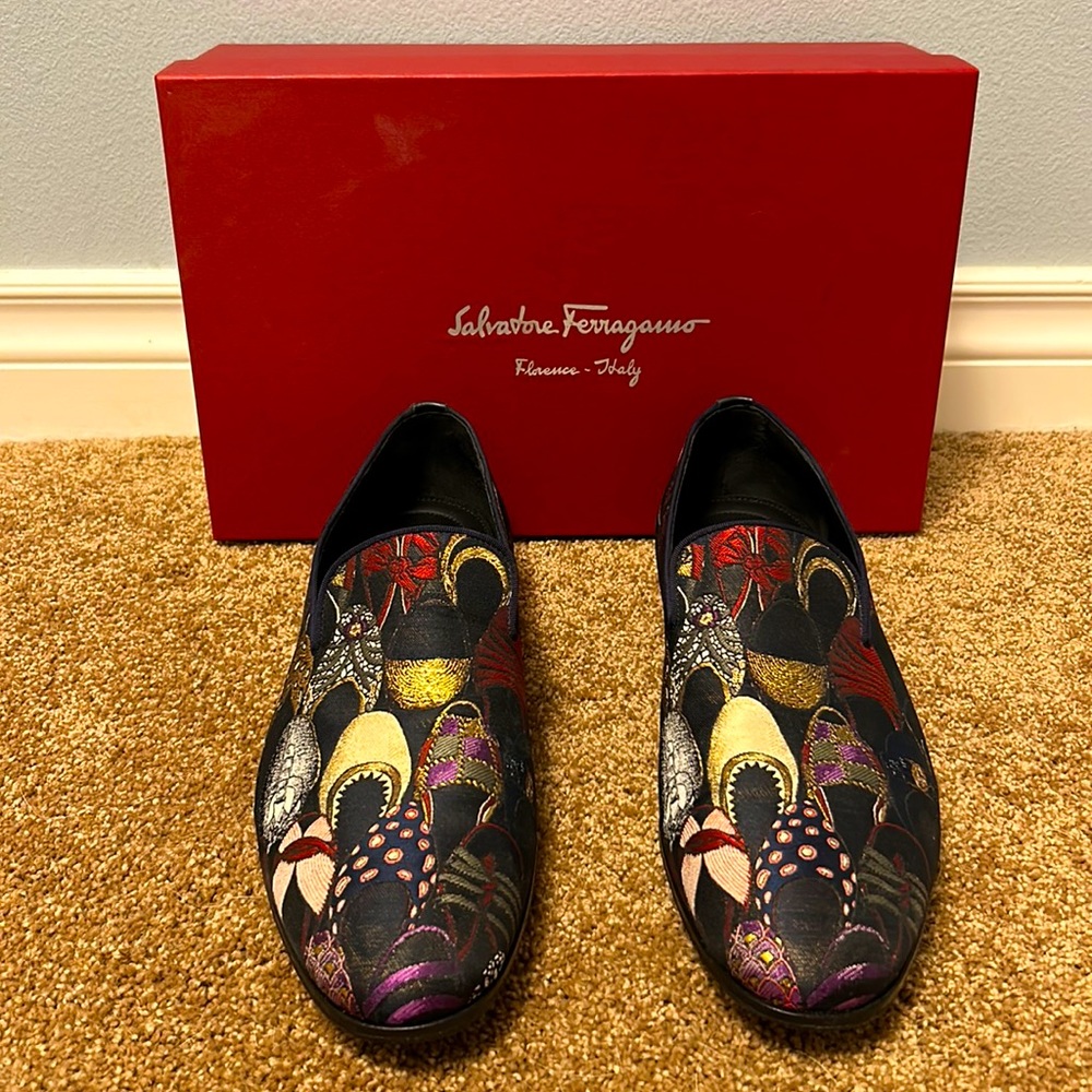 Salvatore Ferragamo Blondie Dark Blue Loafer Size 9.5